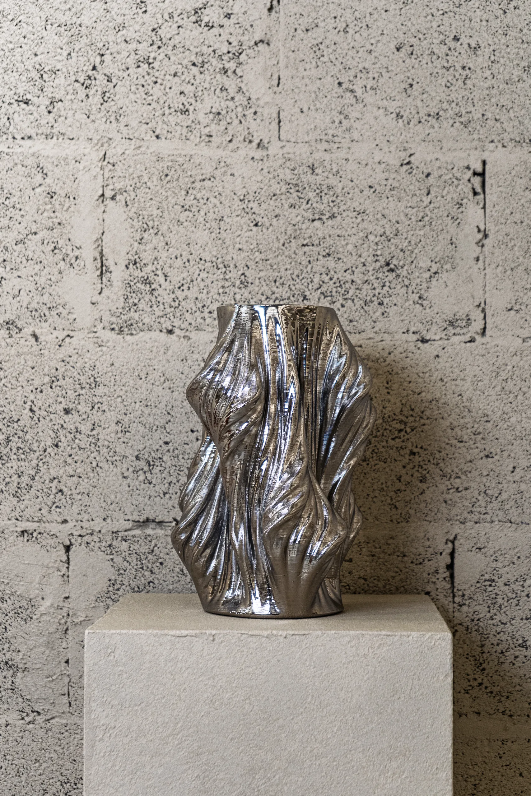 Vase imprimé 3D Noeudnoeud Chrome – Image 1