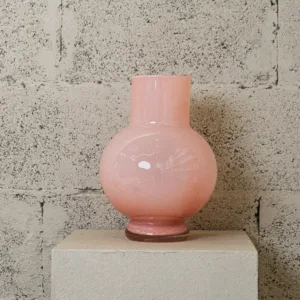 Vase en verre soufflé Bulle rose – Image 1